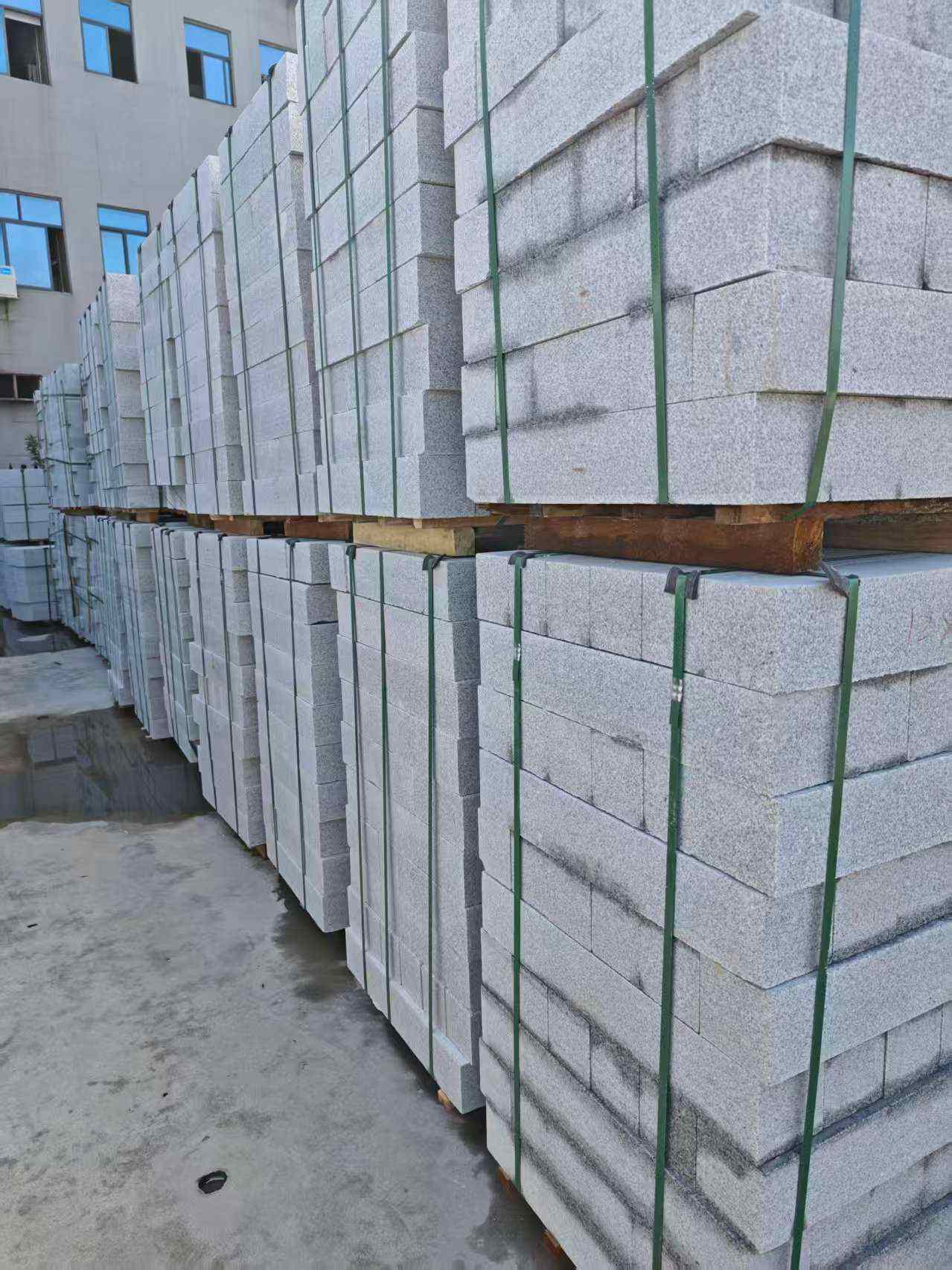 绍兴芝麻白路牙石，路侧石