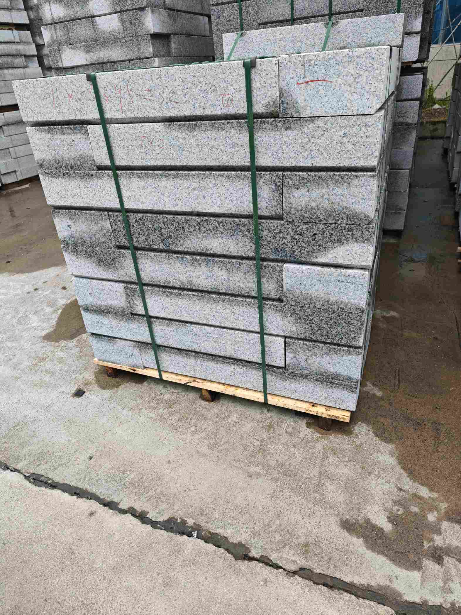 绍兴芙蓉白路牙石，马路牙子